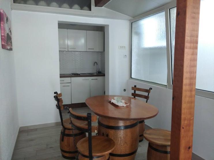 Apartments Obelix Πούλα Εξωτερικό φωτογραφία